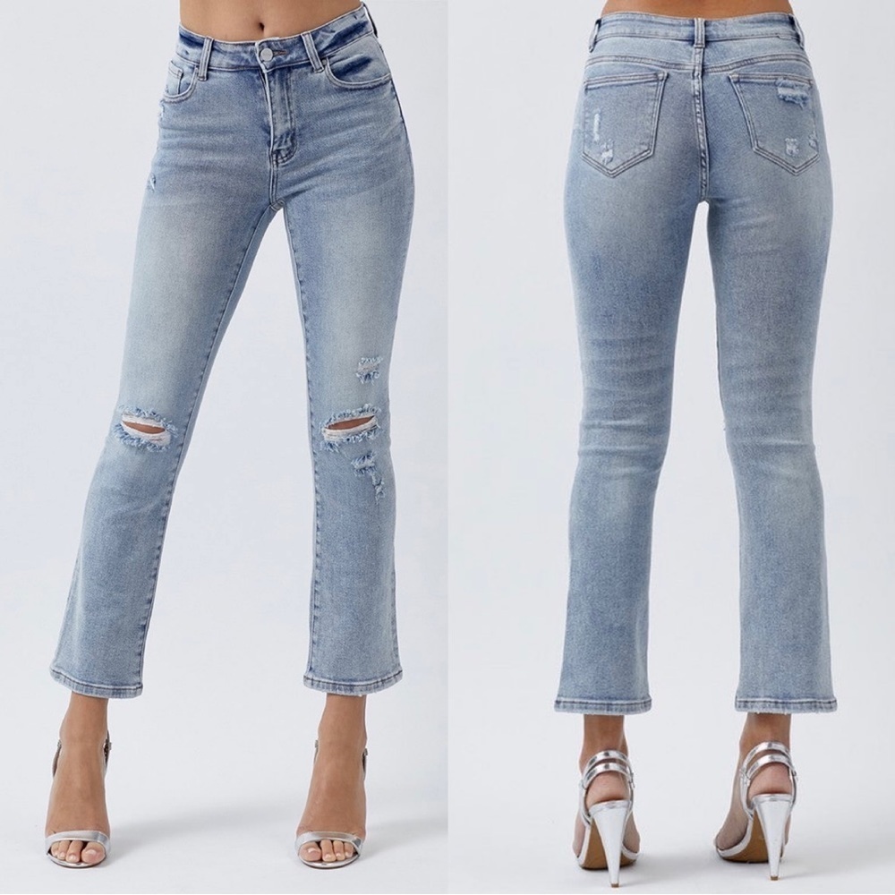 Risen Mid-Rise Distressed‎ Straight Leg Jeans, Light Wash (3XL)